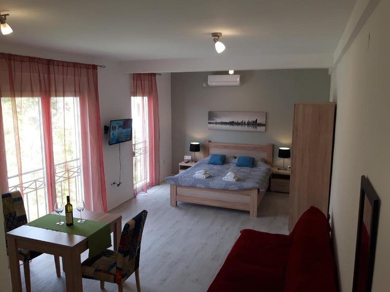 Apartment 4