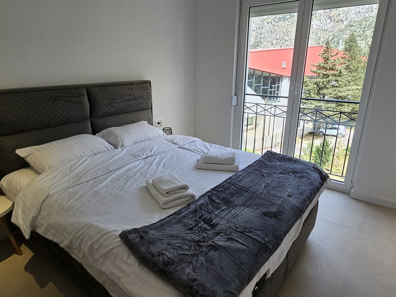 Apartment 8