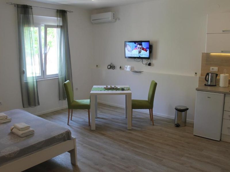 Apartment 3