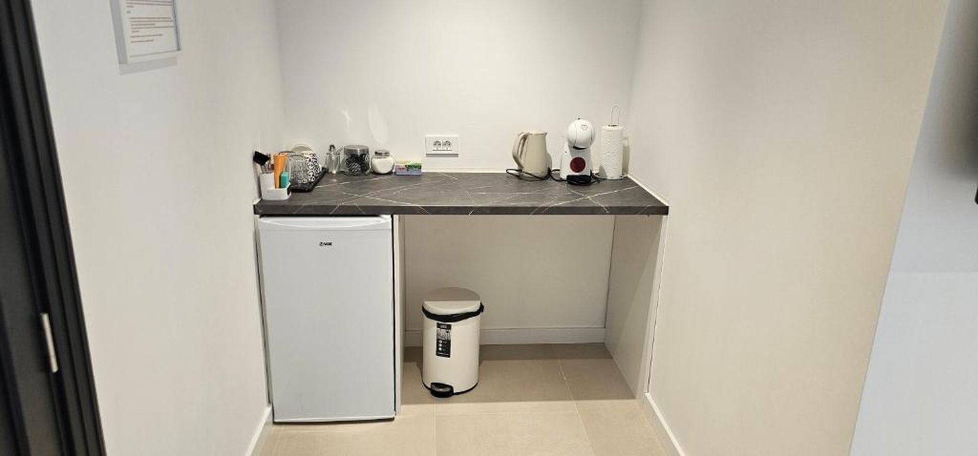 Apartment 9