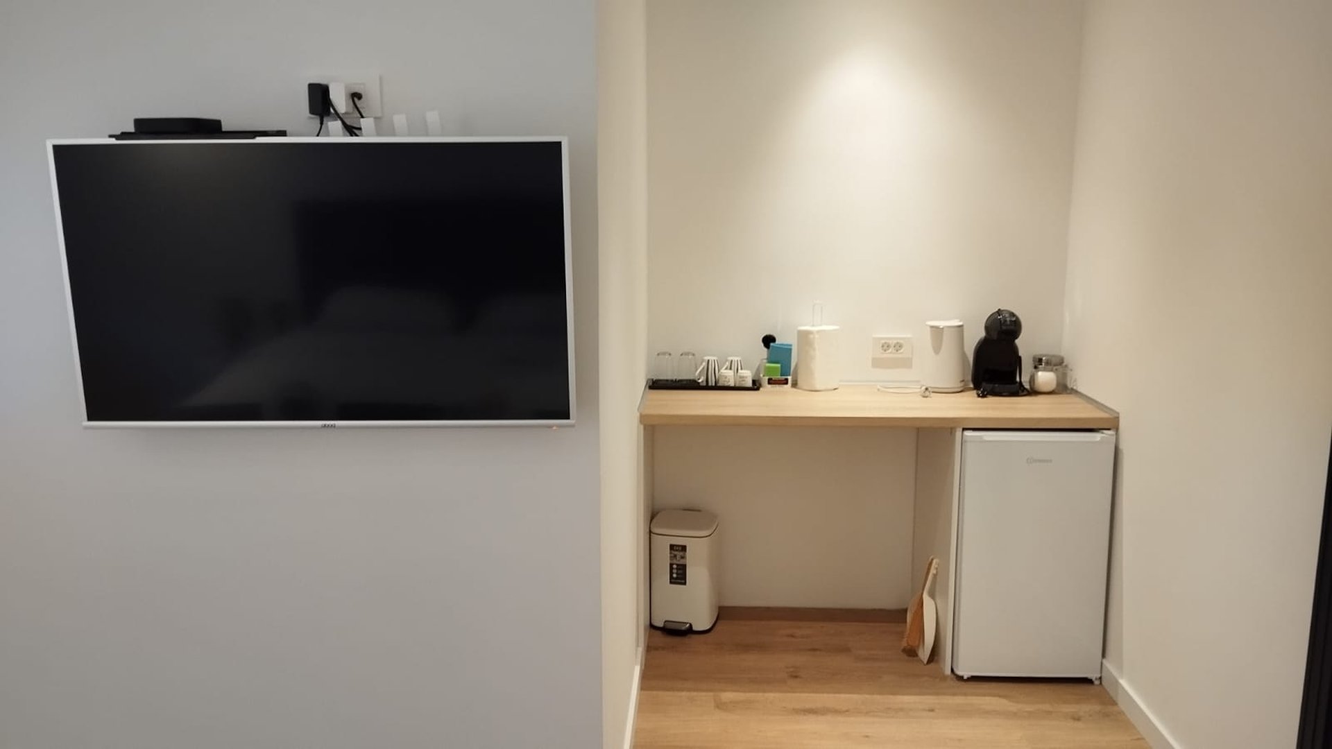 Apartment 7