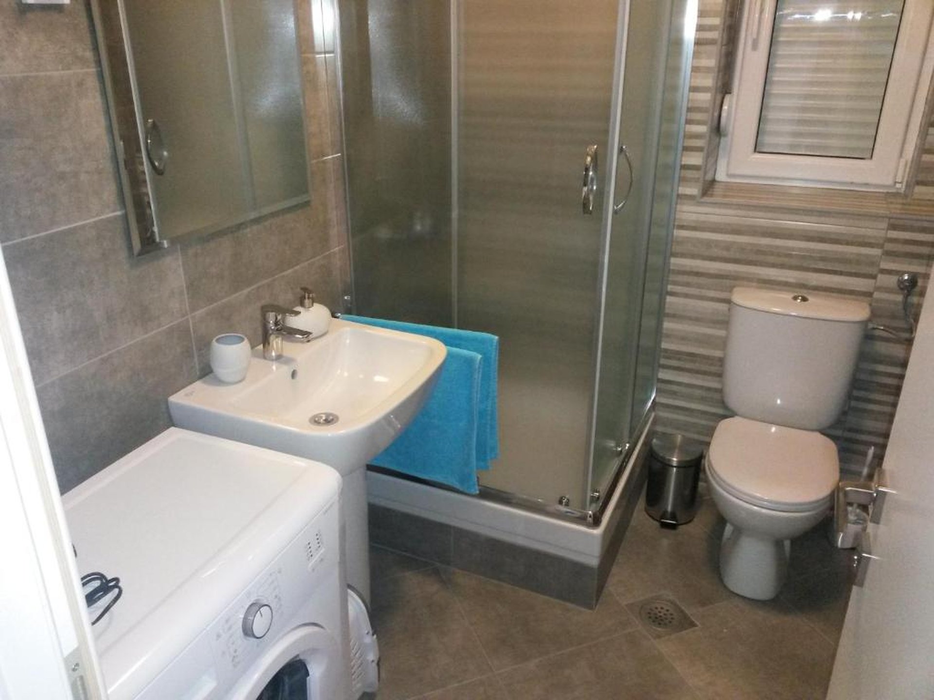 Apartment 4