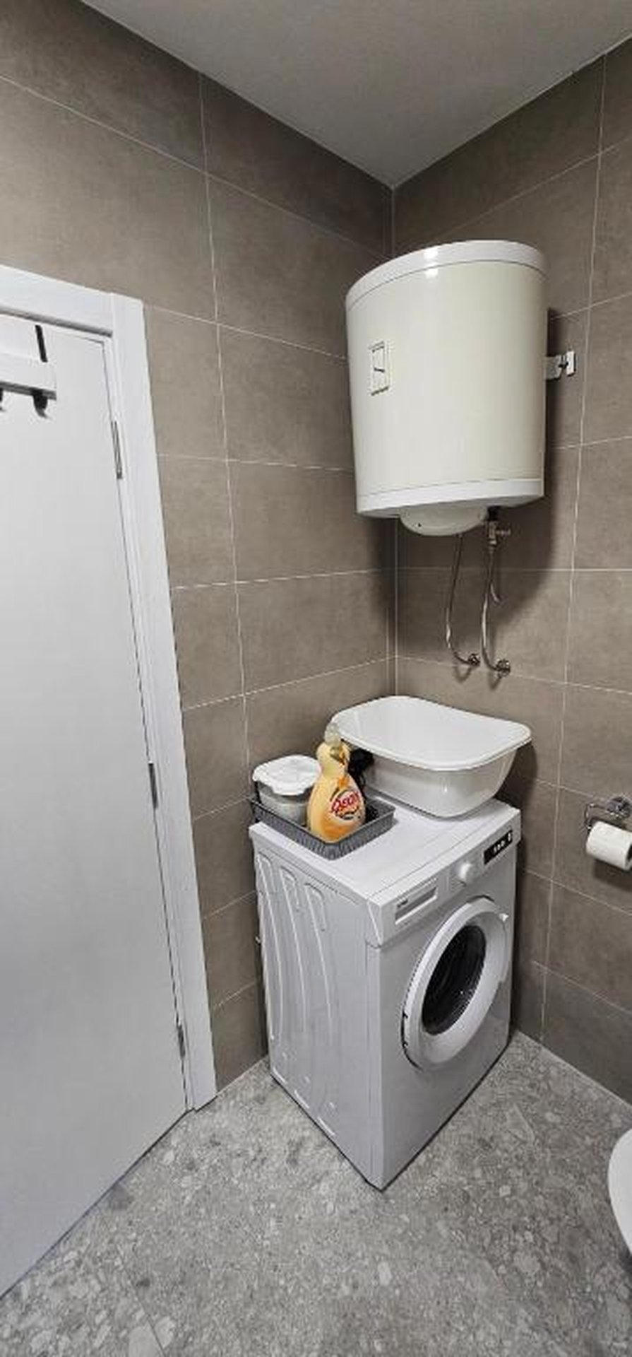 Apartment 9